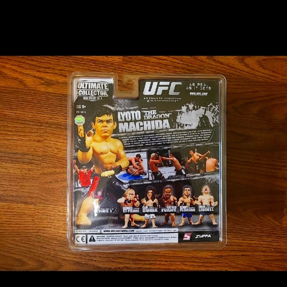 Lyoto "The Dragon" Machida UFC Figure Series 1 Ultimate Fighter Figure - Picture 2 of 7